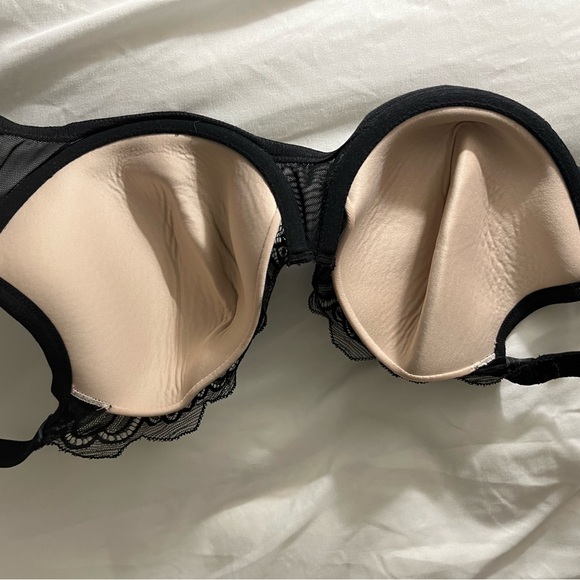 36DD Black and Tan Lace Bra - Picture 3 of 4